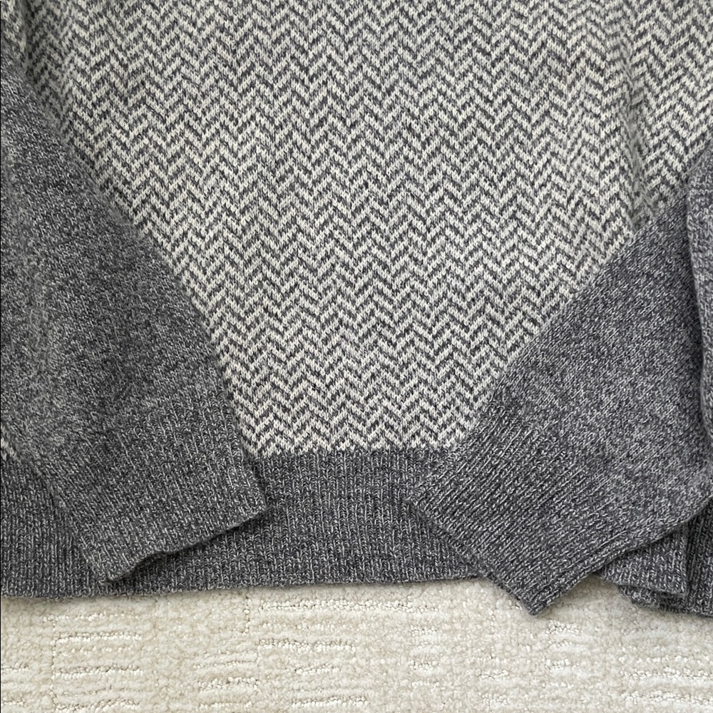 Gray Chevron Pattern Sweater - image 5
